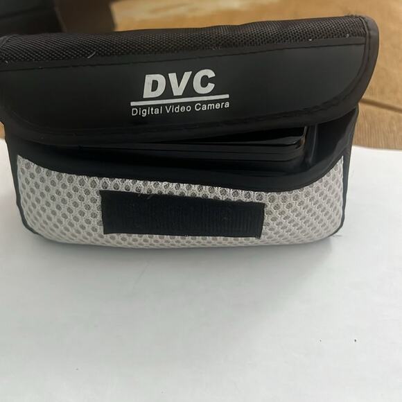 DVC FULL HD NIGHT VISION DIGITAL VIDEO CAMERA - Picture 12 of 15